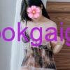 ngọc bích Mặt dễ thương, body gợi tình