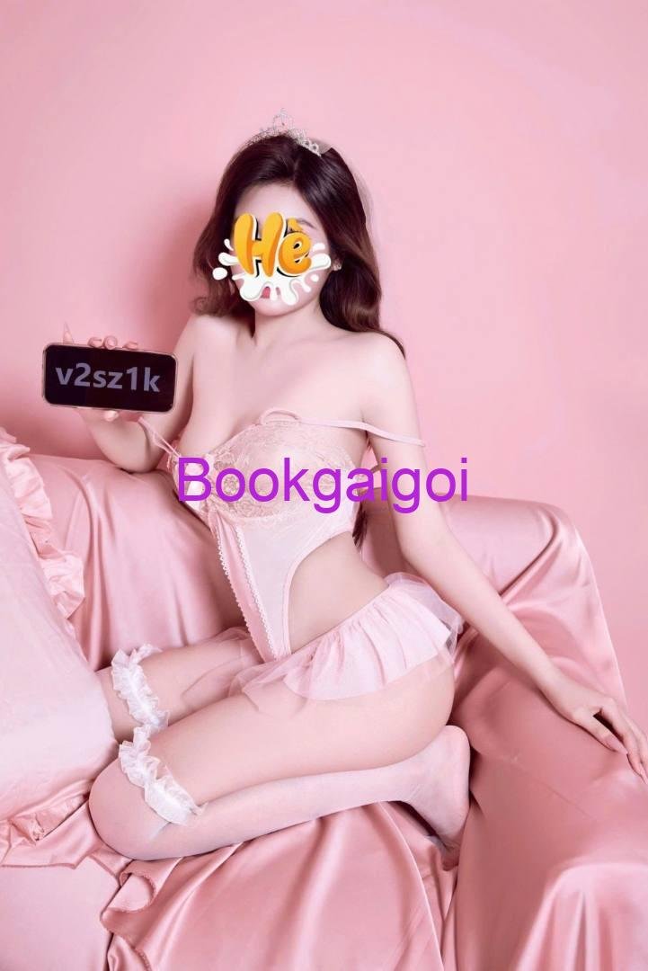 Huyền Trang - Ngoan Xinh Xắn, Dễ Thương, Body Thơm Mịn Say Mê (6)