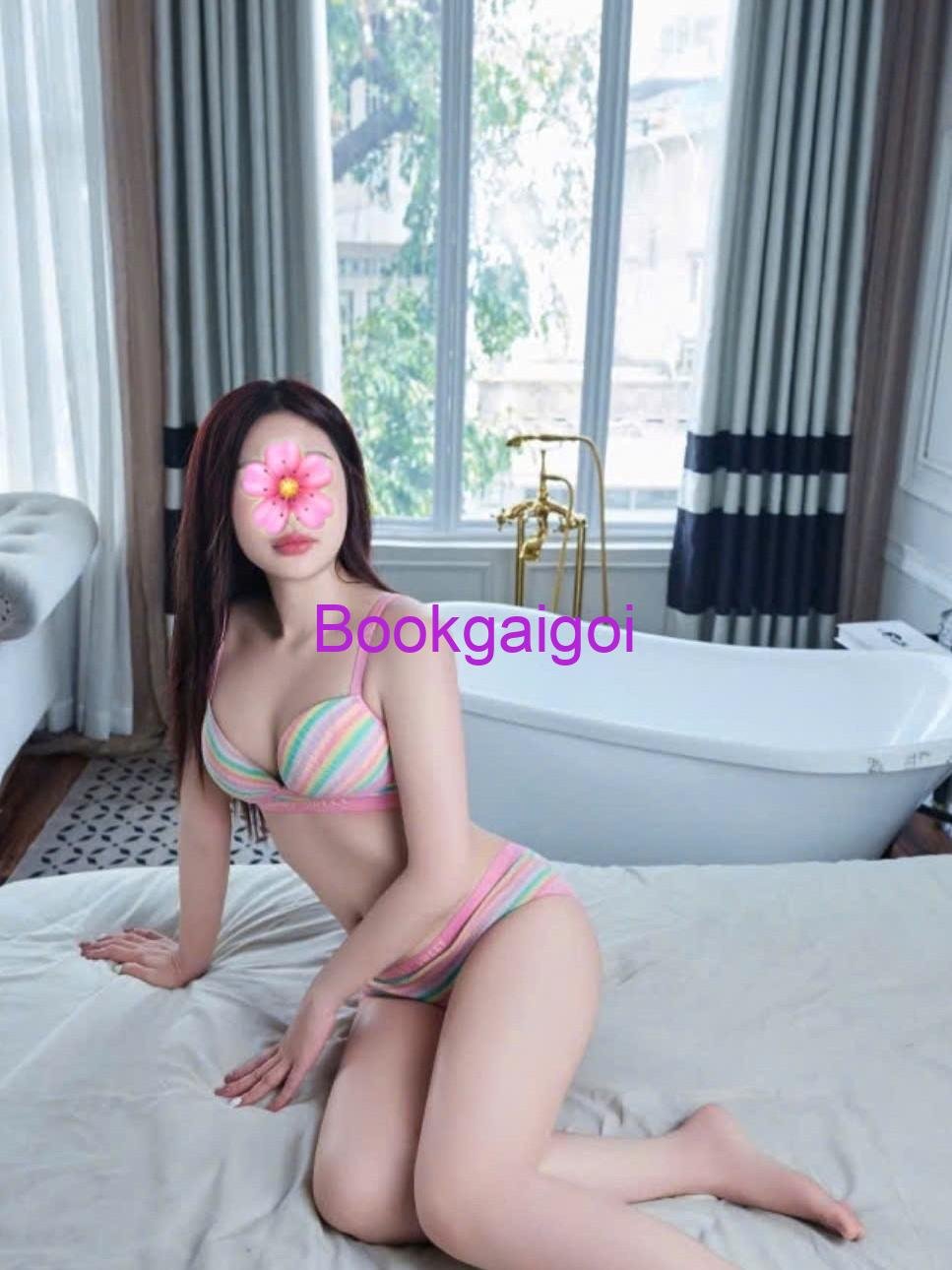 Trúc Vy - Em gái xinh đẹp, sở hữu thân hình quyến rũ (12)