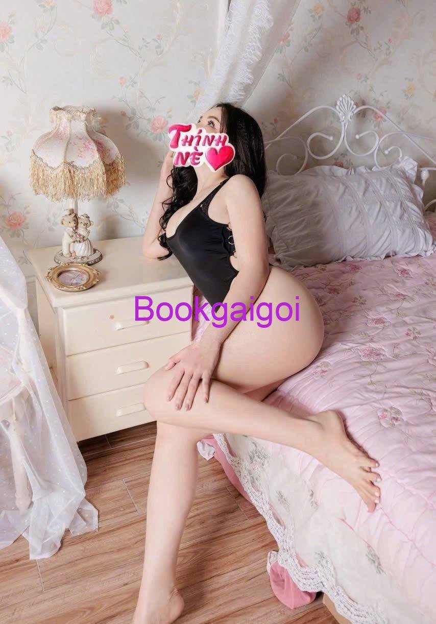 Thùy Chi Dễ Thương, Cực Kì Xinh Gái Boddy Gợi Cảm